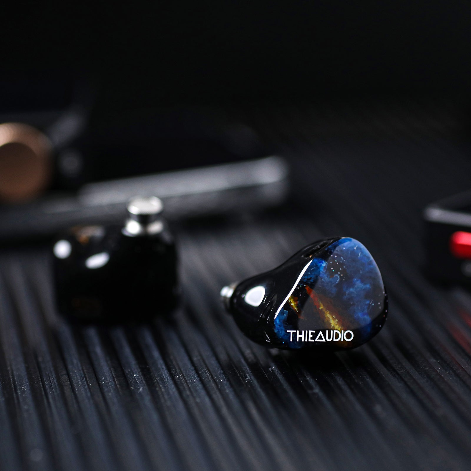 THIEAUDIO Origin | 1DD + 4BA + 2EST + 1BC Quadbrid IEM