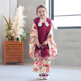 七五三被布 : 華徒然 K168 【三歳女児被布】赤紫×クリーム四季花