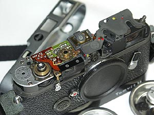 ライカM6 分解 トップカバー