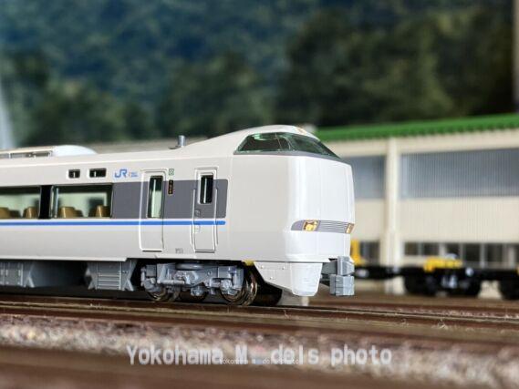 683系4000番台「サンダーバード」T48編成が入線です。 KATO 10-1747