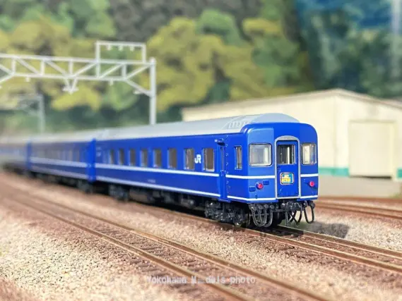24系寝台特急「さよならはくつる」が入線しました。TOMIX 92924
