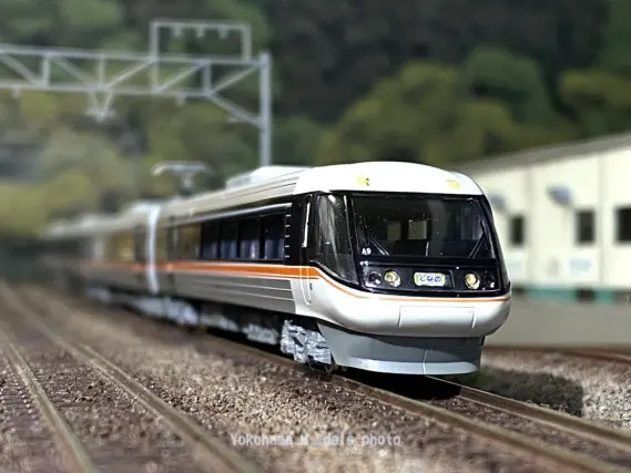 383系「しなの」が入線しました。 KATO 10-1781 / 10-1782 / 10-1783