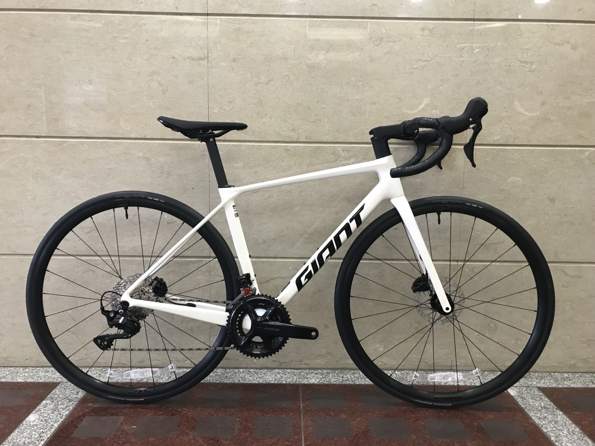 GIANT/LIV | 大阪で自転車をお探しならY's Road 大阪本館