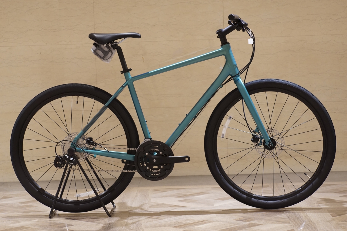 GIANT】街乗りで使いやすい定番クロスバイク GRAVIER DISC | 新宿で