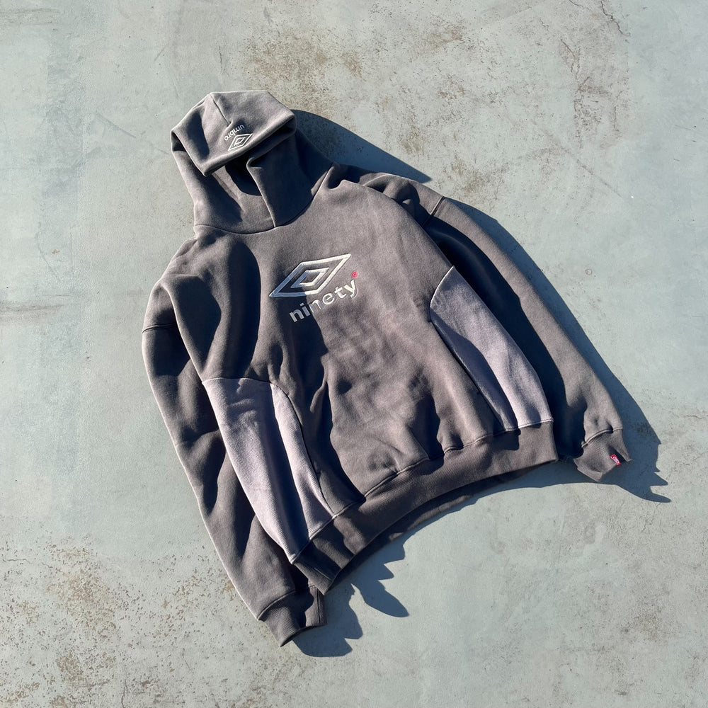 9090 × umbro Collaboration Logo Hoodie – YZ