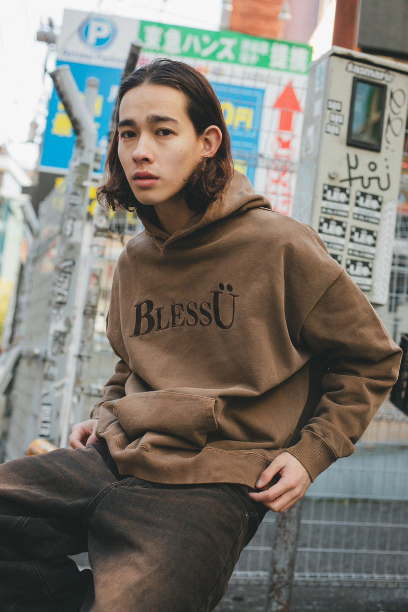 BLESS Ü pigment logo hoodie – YZ