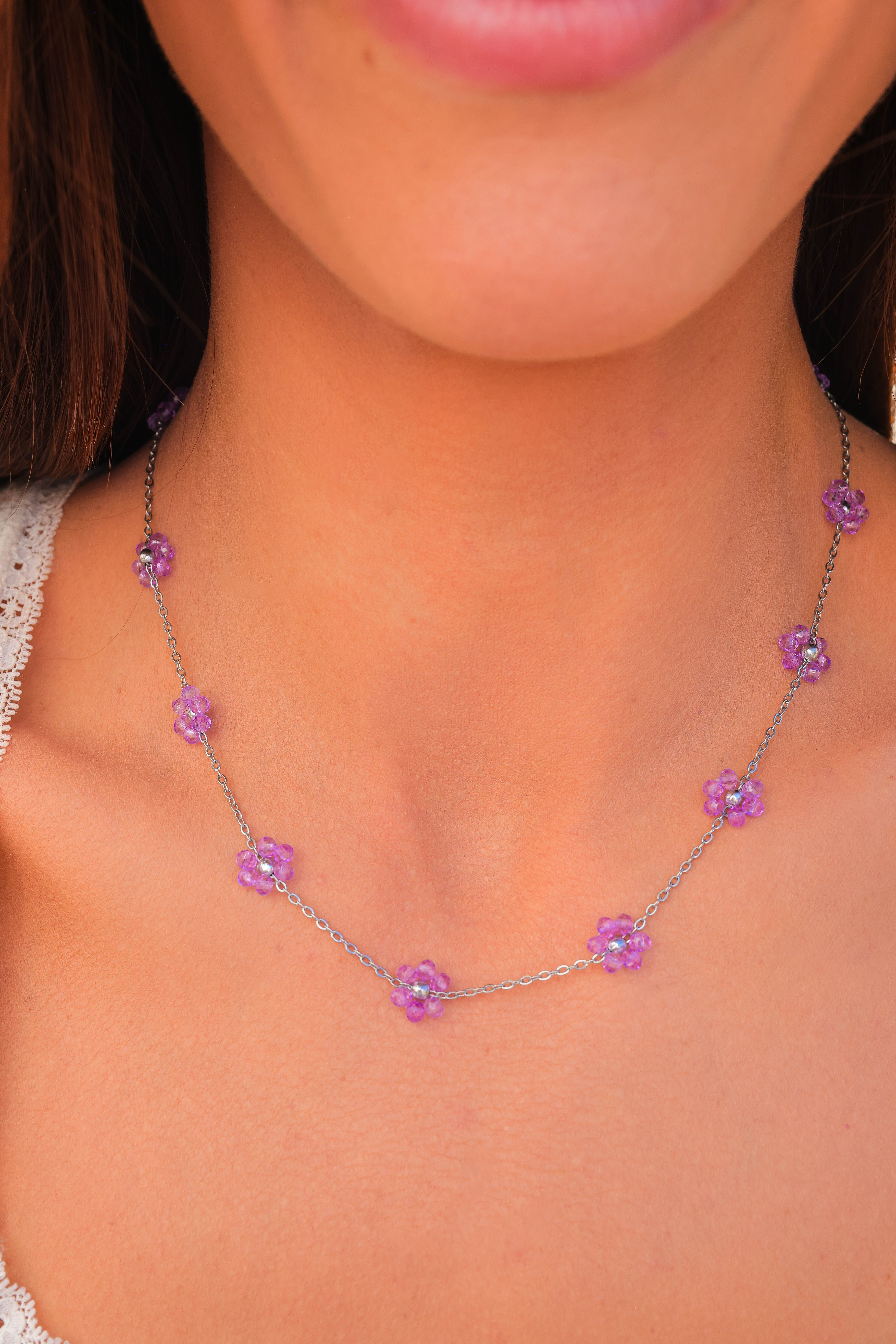 Sandy Pearl Flower Necklace - Summer Pretty Necklace – Zaana Jewelry