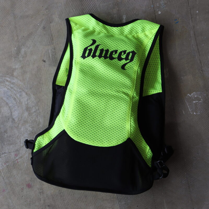 SUP時における大人気の相棒！ BLUEEQ | AIR MESH PFD – A-BONY