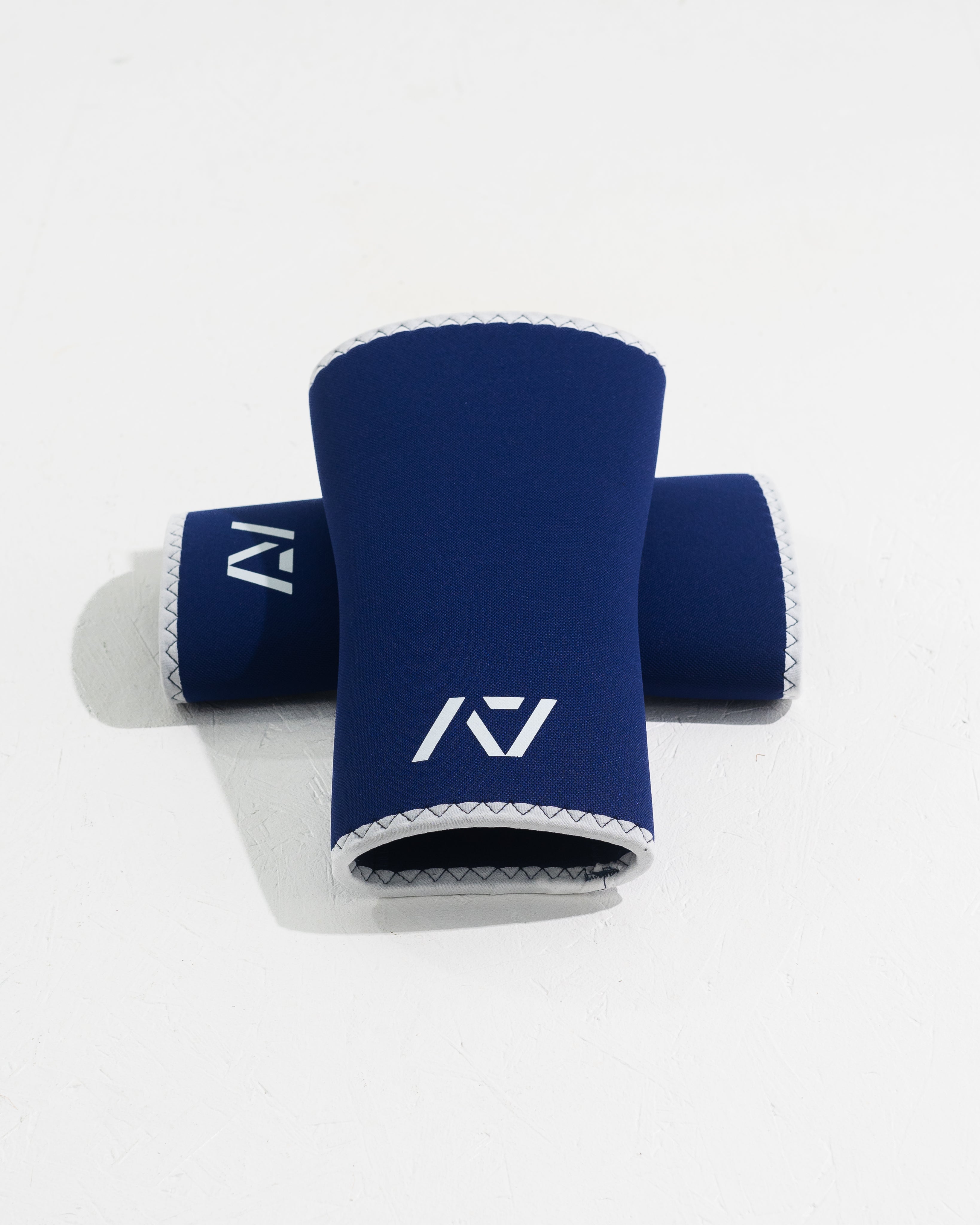 Hourglass Knee Sleeves - Night Light - A7