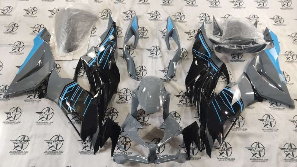 Gloss Black, Concrete Grey and Light Blue 23' KRT Edition - 2019