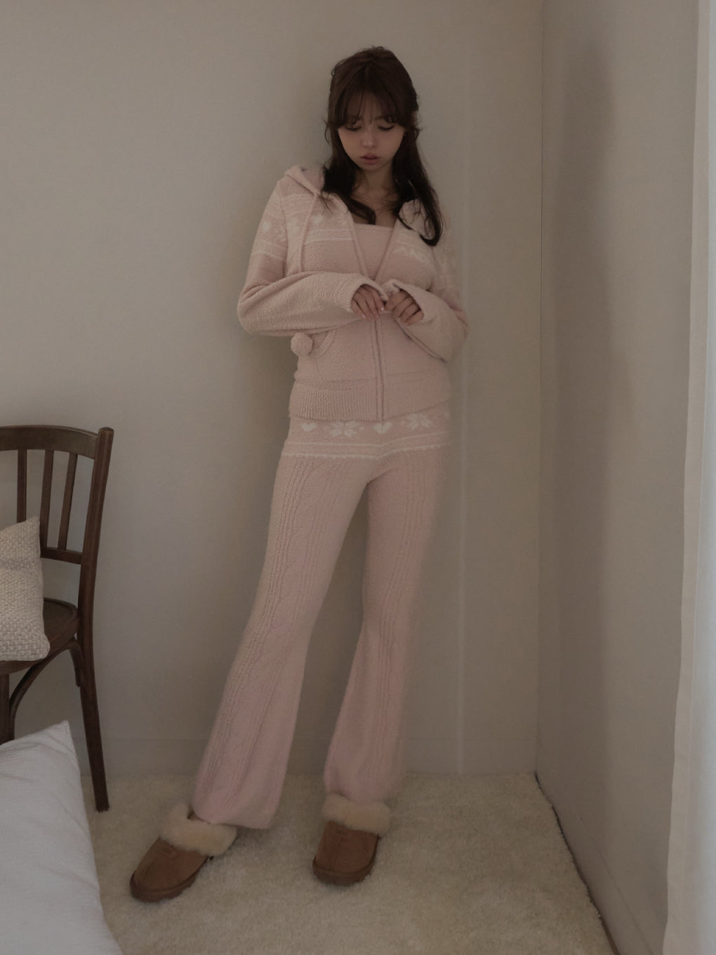 ROOM WEAR