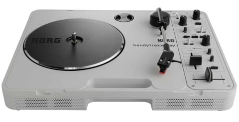 コルグ、持ち運んでDJプレイできるポータブルレコードプレーヤー