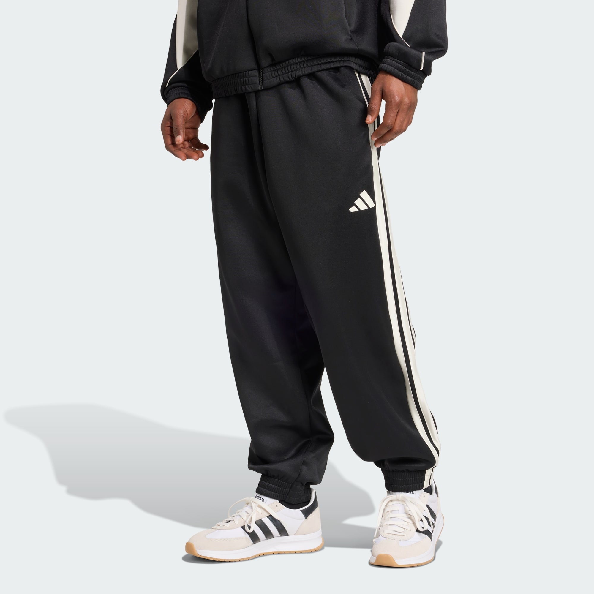 Stadium_Track_Pants_Black_JN18