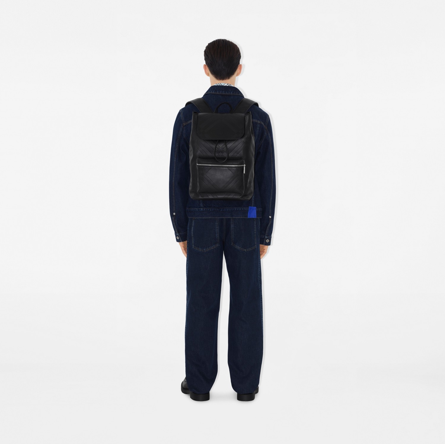 エンボスチェック バックパック (ブラック) - メンズ | Burberry®公式