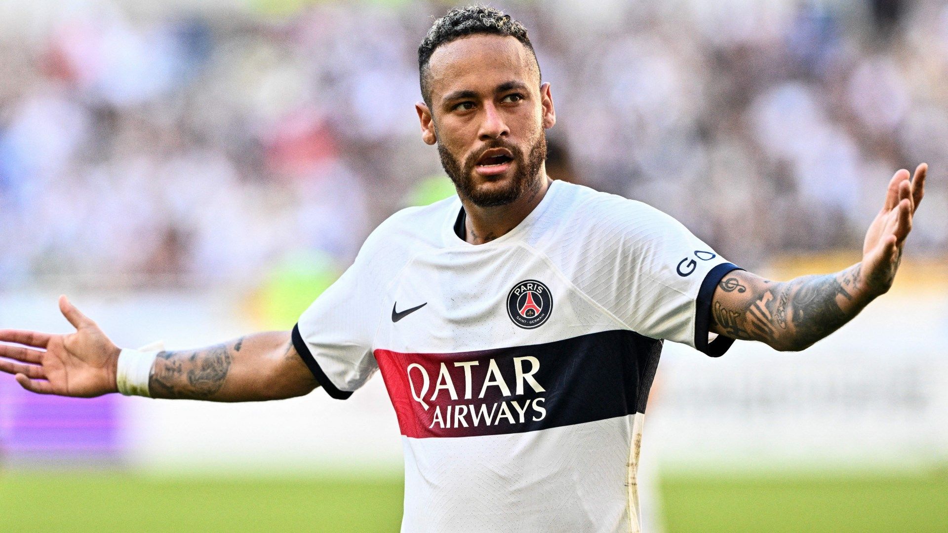 PSG、ネイマールとの契約解除には「耳を貸さず」？適切な移籍金