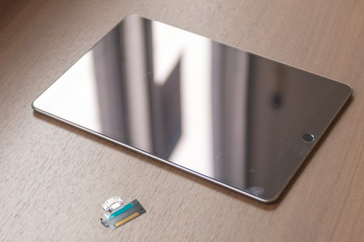 iPadが充電ができなくなった時、買い替えますか？修理しますか？iPad