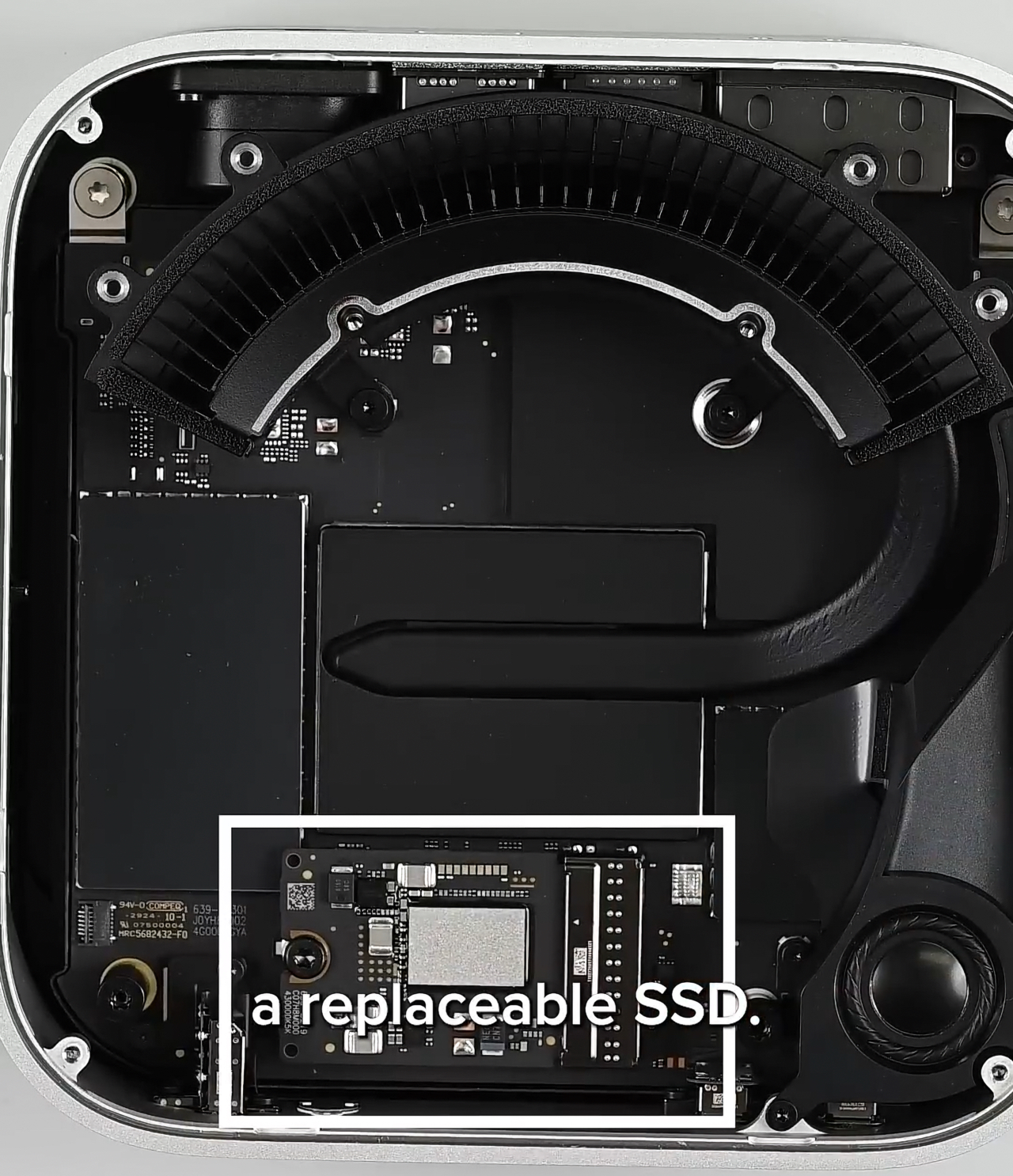 iFixit、Apple M4チップを搭載したMac mini (2024)のSSDが