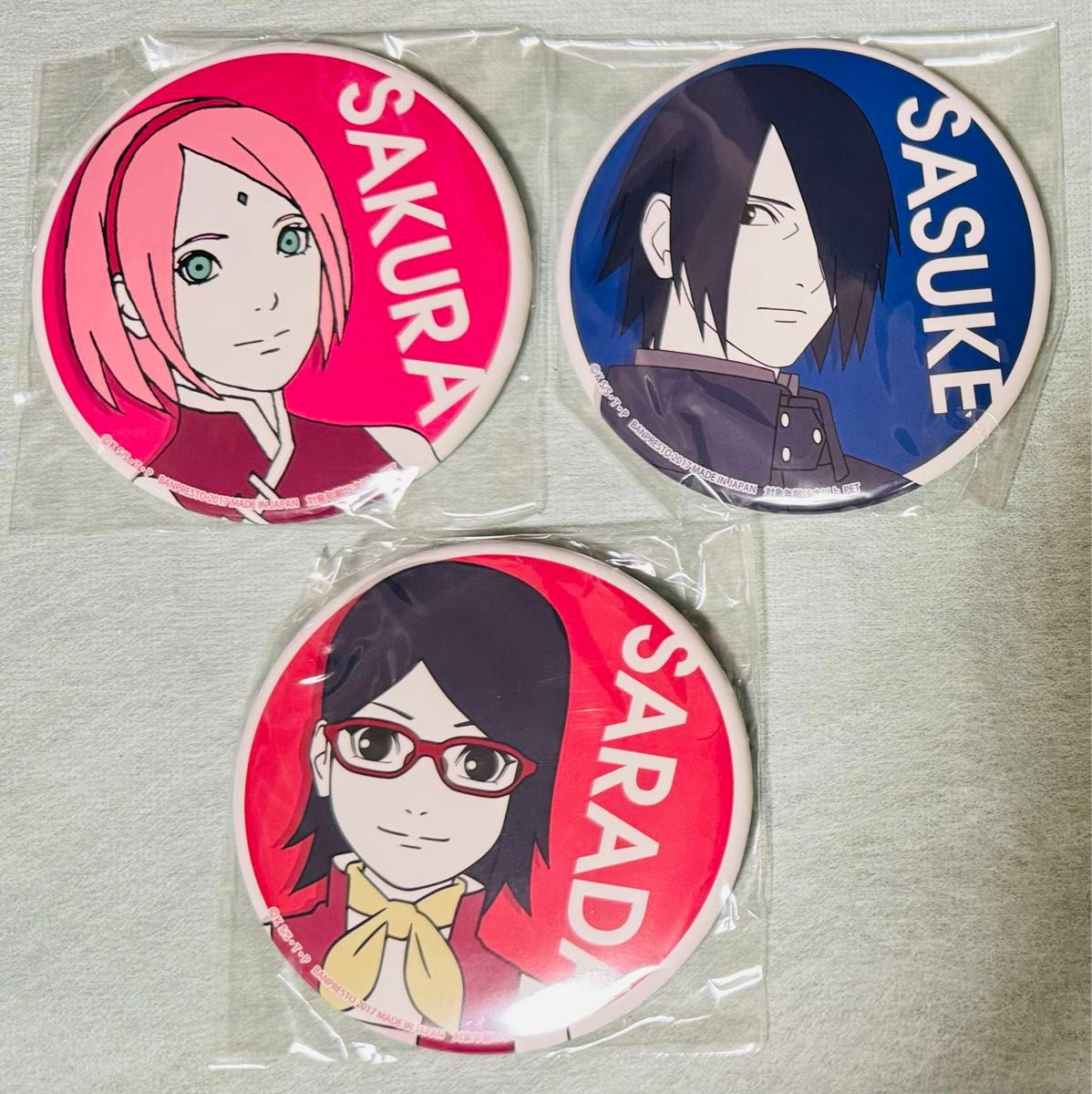 NARUTO ジャンプショップ 切り絵 缶バッジ サスケ サクラ サラダ 3点