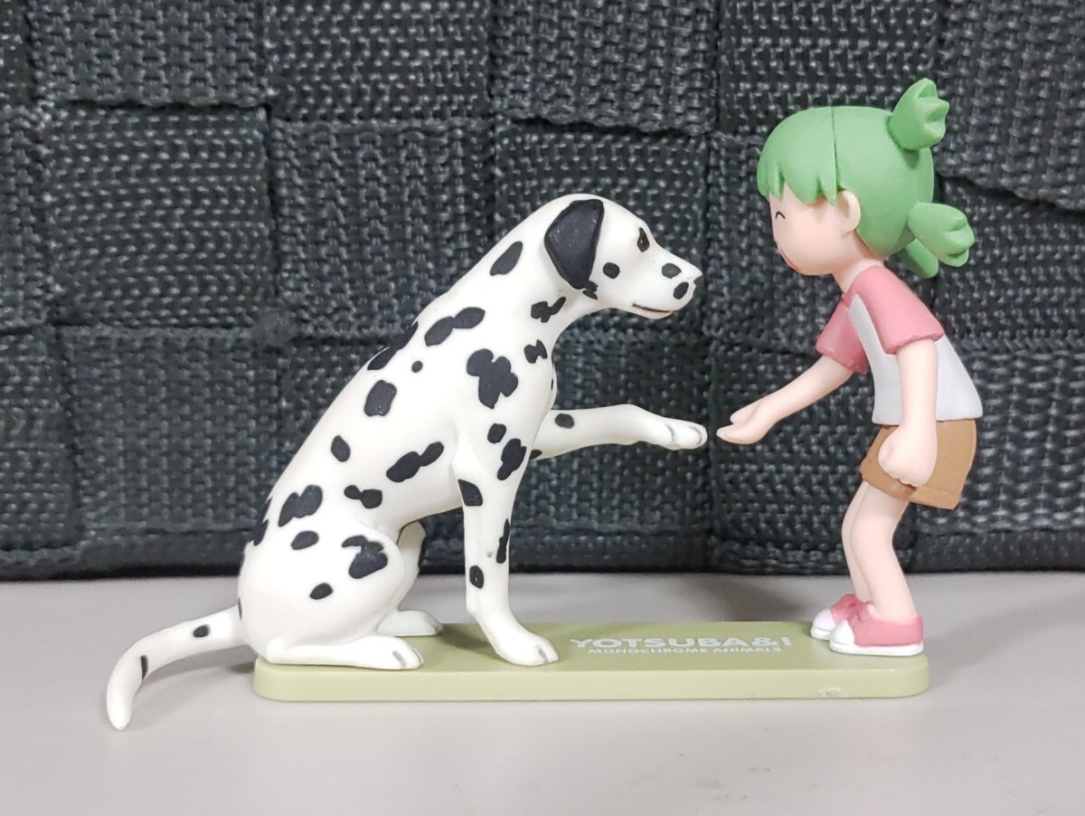 Yahoo!オークション -「よつばとしろとくろのどうぶつ」(フィギュア