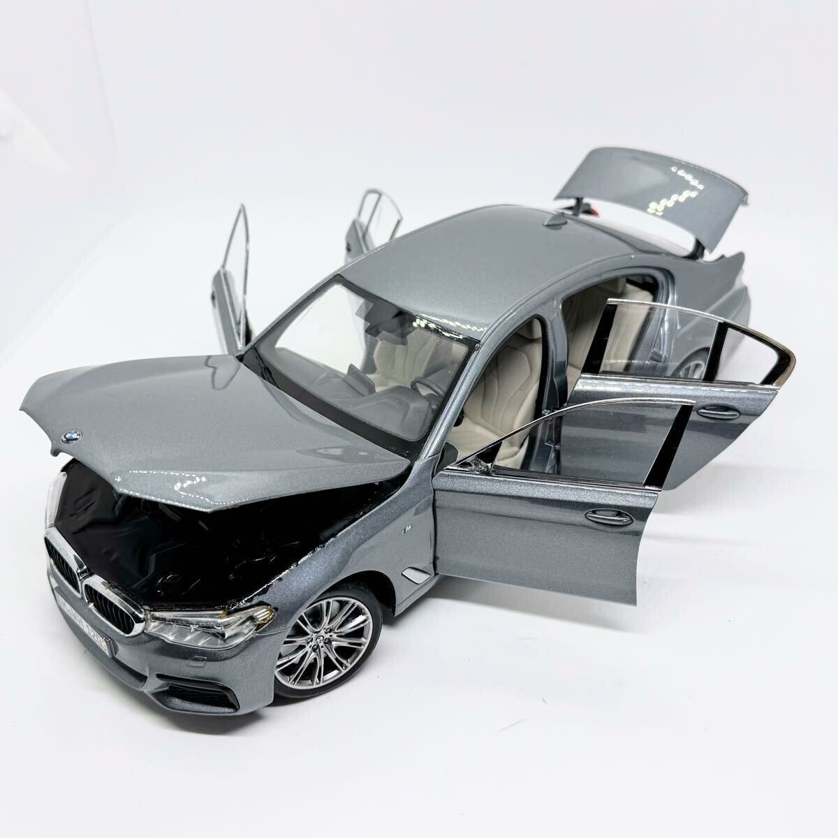 Yahoo!オークション -「1／18 bmw m5」の落札相場・落札価格