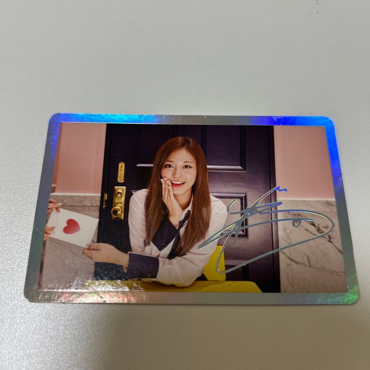 Yahoo!オークション - TWICE ツウィ 直筆サイン写真