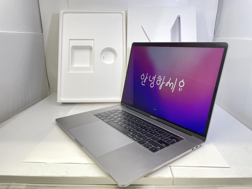 Yahoo!オークション -「macbook ジャンク 2016」の落札相場・落札価格