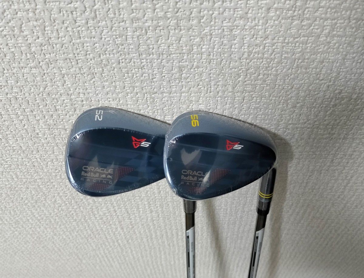 テーラーメイド限定品 コラボ Oracle Red Bull Racing ウェッジ 52度