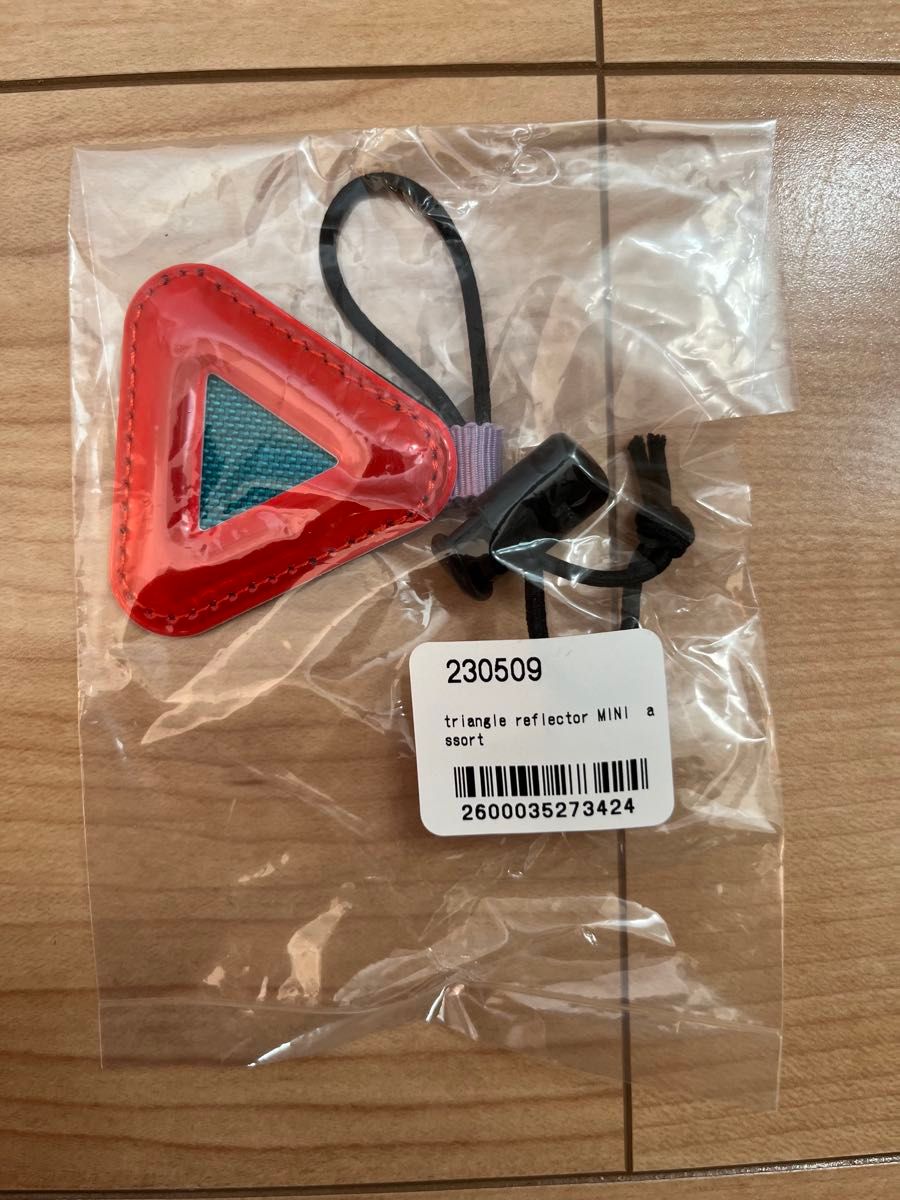Supreme x Blue Lug Reflector｜Yahoo!フリマ（旧PayPayフリマ）