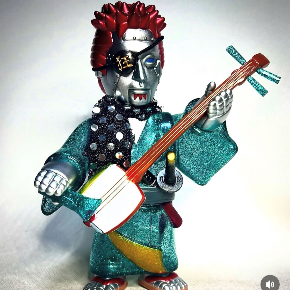 新品未開封】 白熊屋 ドデマンデ 乱反射カラー クリア ソフビ sofvi