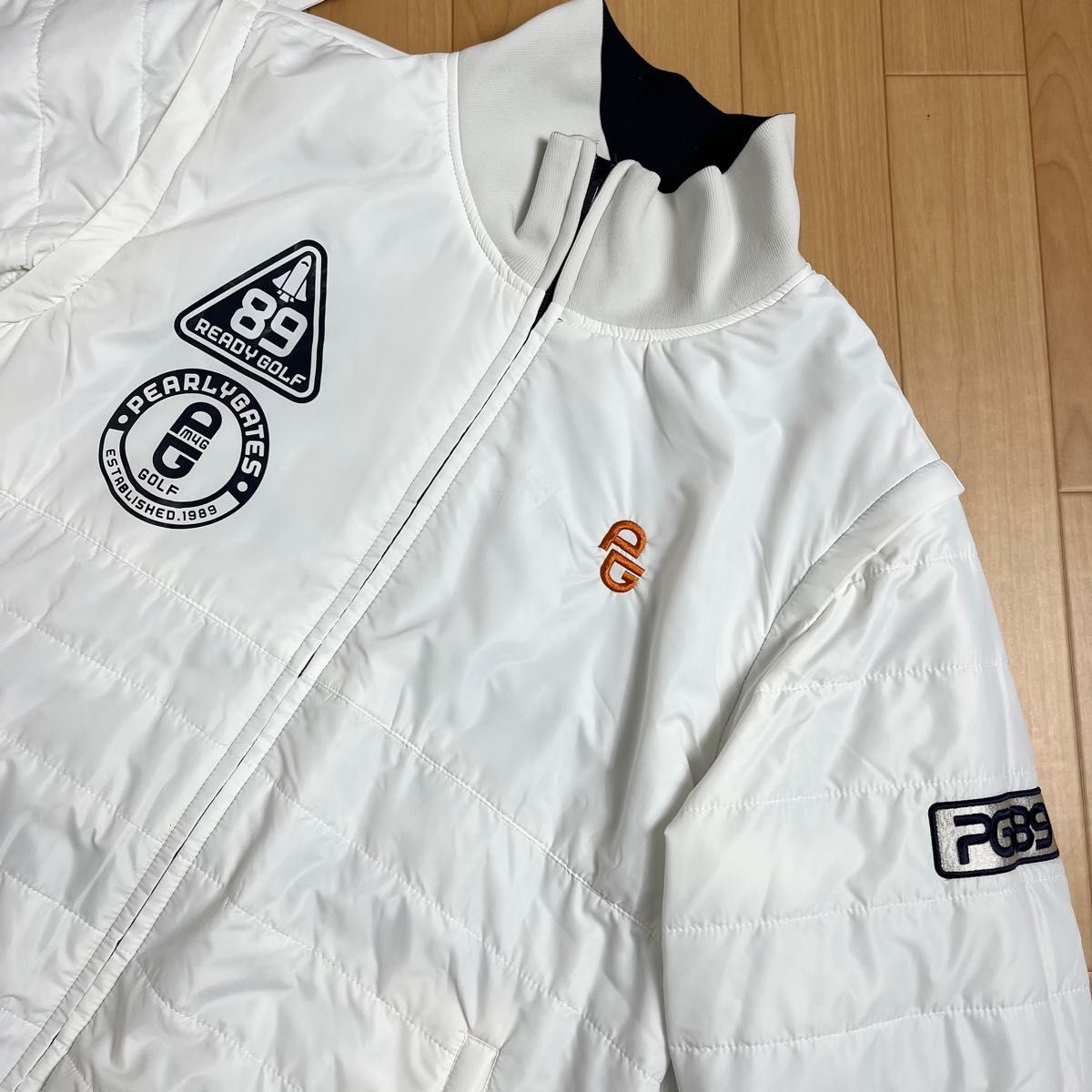 美品 パーリーゲイツ 4WAY 中綿ワッペンリバーシブルブルゾン スニード