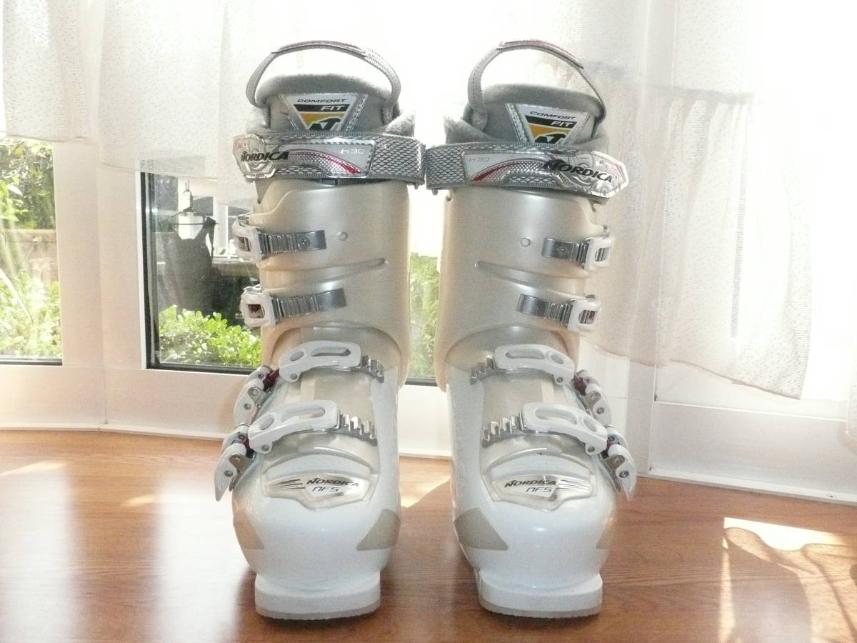 NORDICA ノルディカ 極上 レディース25 5cm スキーブーツ 女性スキー靴