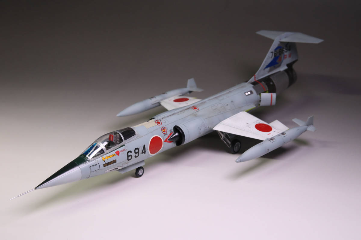 Yahoo!オークション - F-104Jスターファイター 1/48 プラモデル完成品