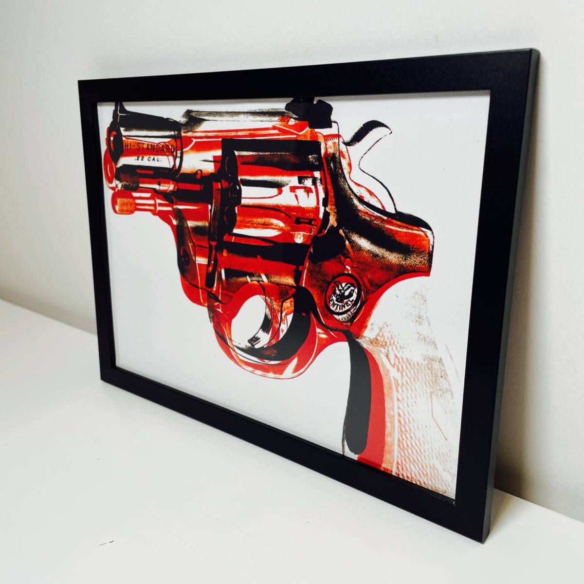 額付きポスター】アンディ ウォーホル 銃 ピストル(新品)｜Yahoo