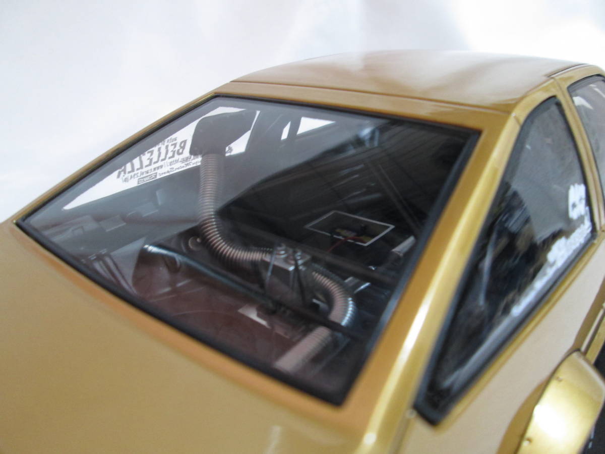 イグニッションモデル 1/18 RWB トヨタ カローラレビン AE86 ハチロク