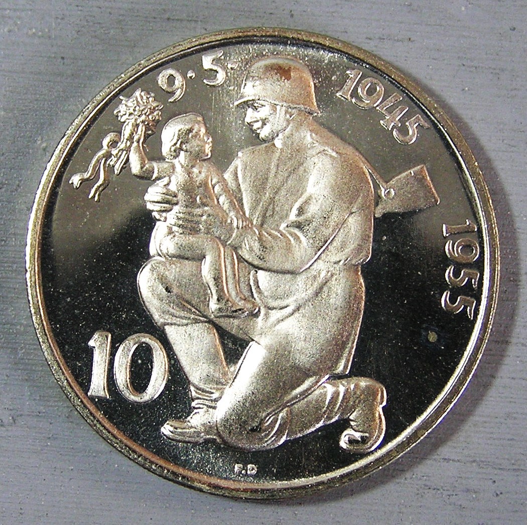 銀地金価格) チェコスロバキア 解放10周年記念 50コルン銀貨 1955