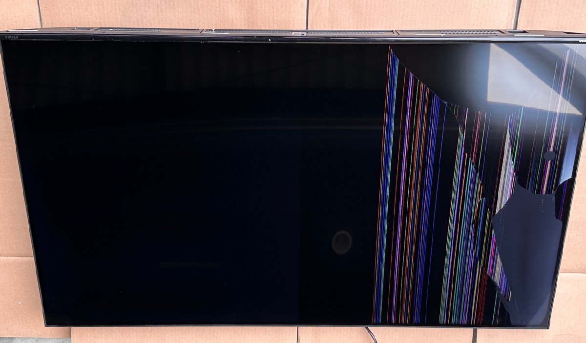 Yahoo!オークション - 1円 ジャンク品(画面割れ) TOSHIBA(東芝)レグザ