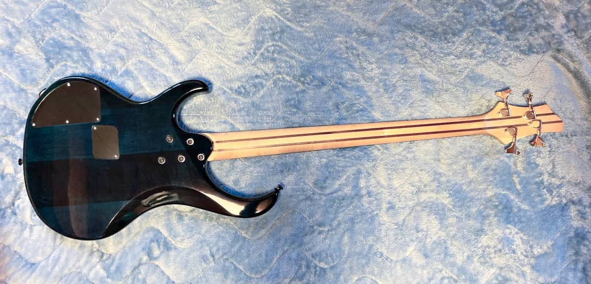 Yahoo!オークション - Ibanez BTB400qm（Gold仕様） 4弦 アクティブベ