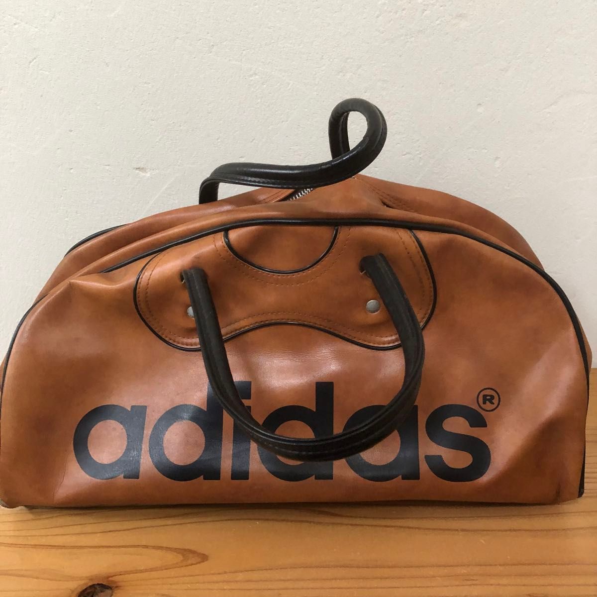 adidas ビンテージ スポーツバッグ ボストンバッグ ヴィンテージ