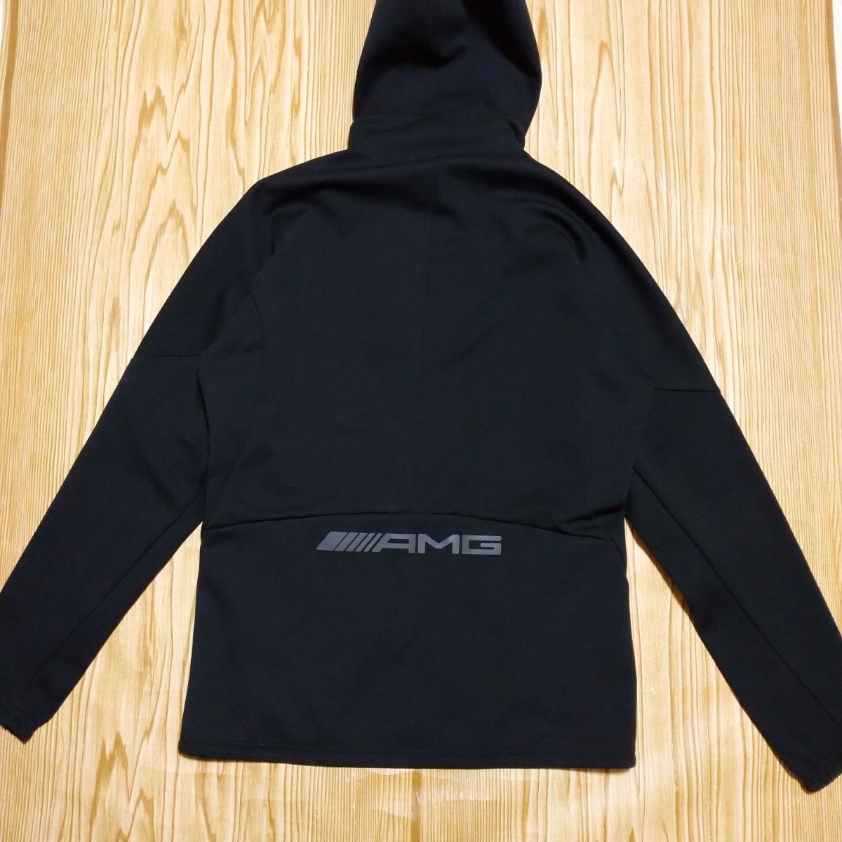 メルセデス・ベンツAMG デサント コラボ ストレッチ ジップ パーカー M