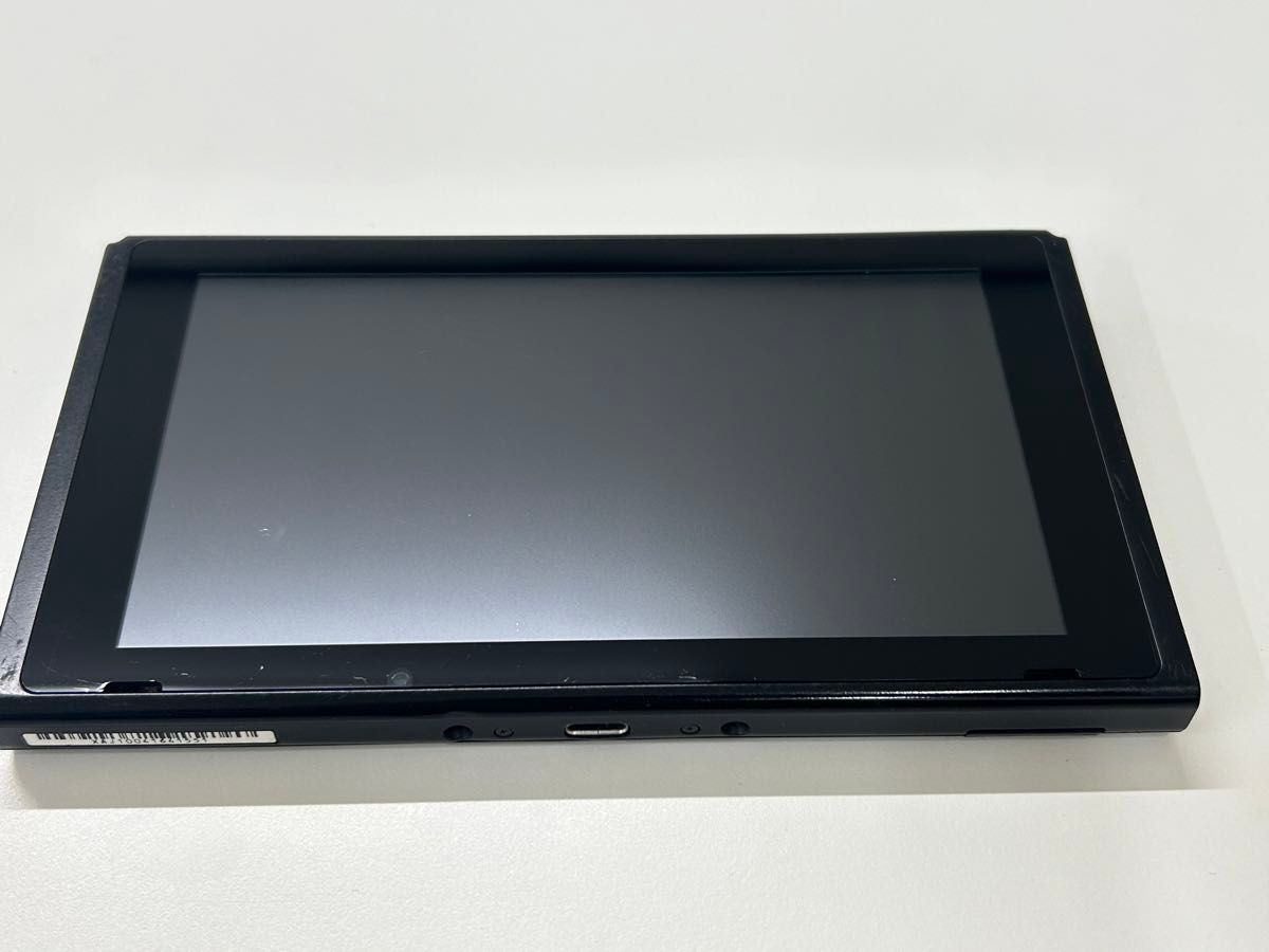 任天堂スイッチ Switch 本体のみ 2018年製 動作品【管理No 12308149