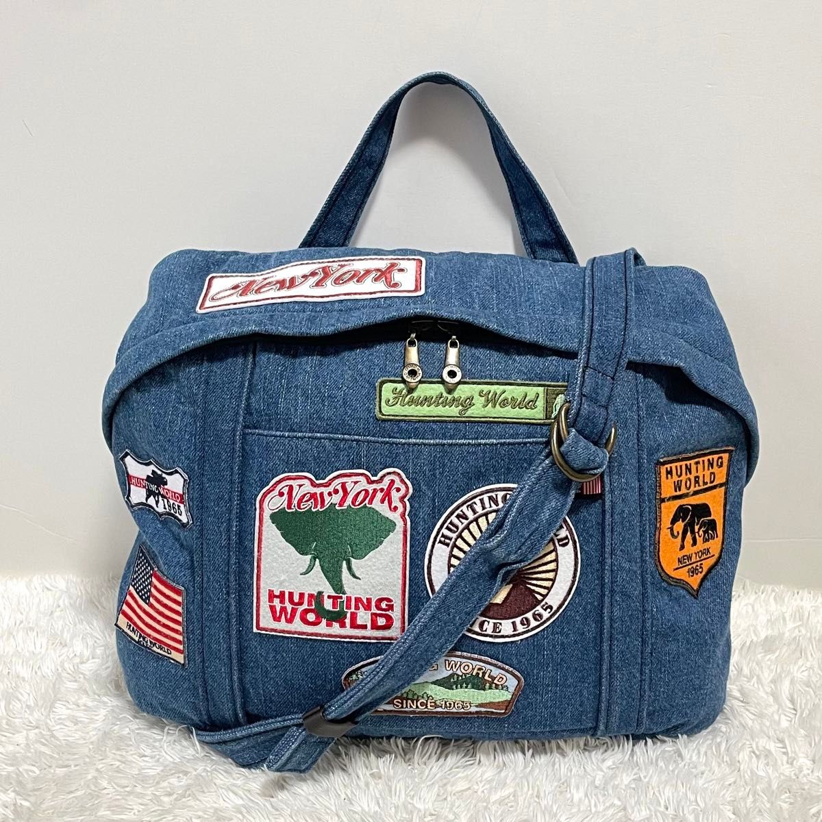 新品同様】 ハンティングワールド ショルダーバッグ デニム ワッペン