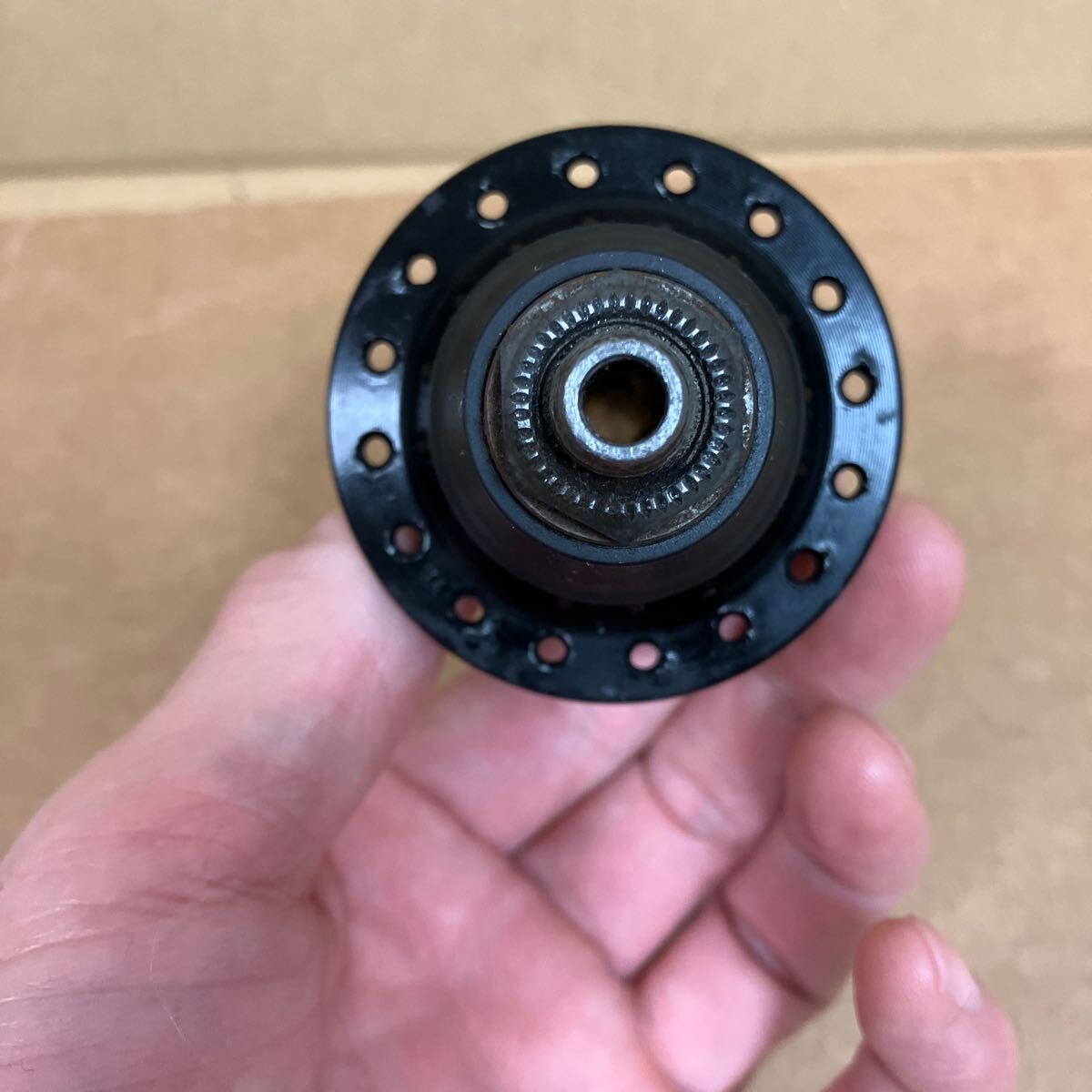 A Shimano FH-M565 Deore LX ハブ リア リヤ 8s 9s 10s 11s / シマノ