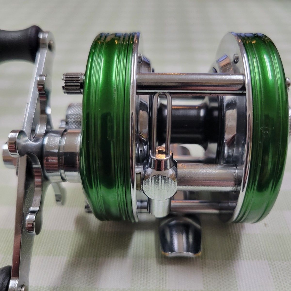 アブガルシア アンバサダー 4500CS グリーン Abu Garcia Ambassadear