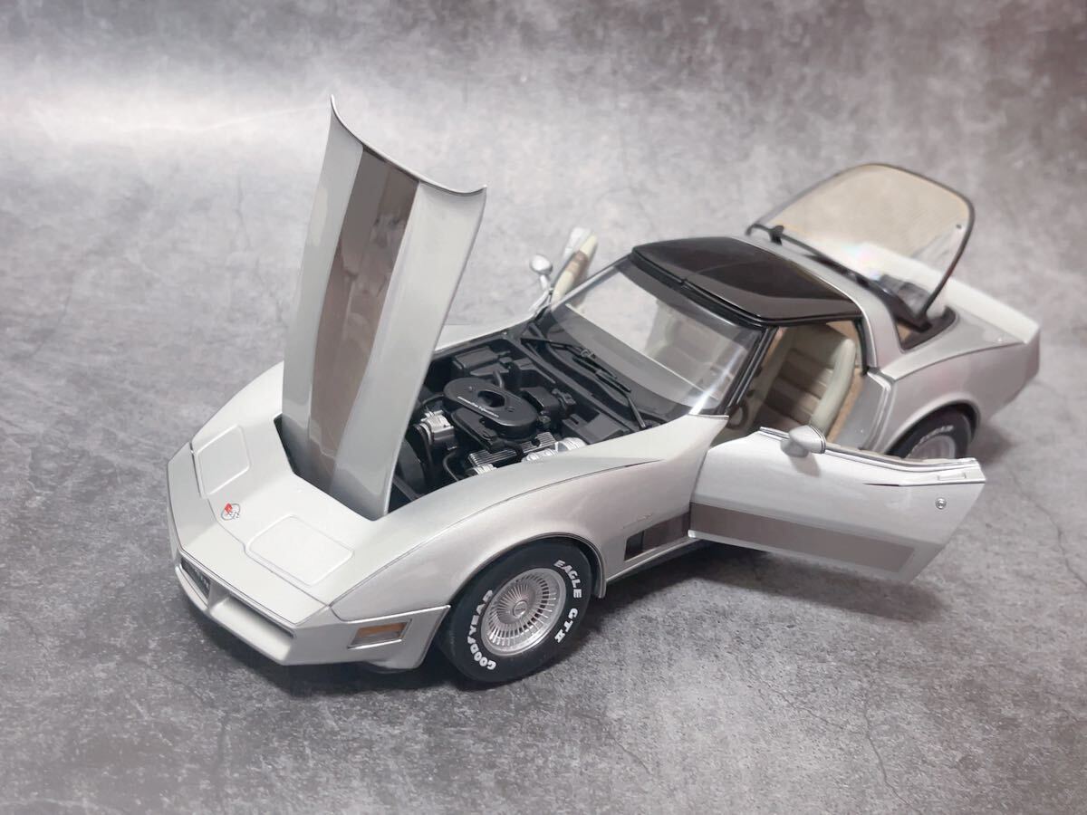 Yahoo!オークション - AUTOart 1/18 シボレー コルベット C3 コレクタ