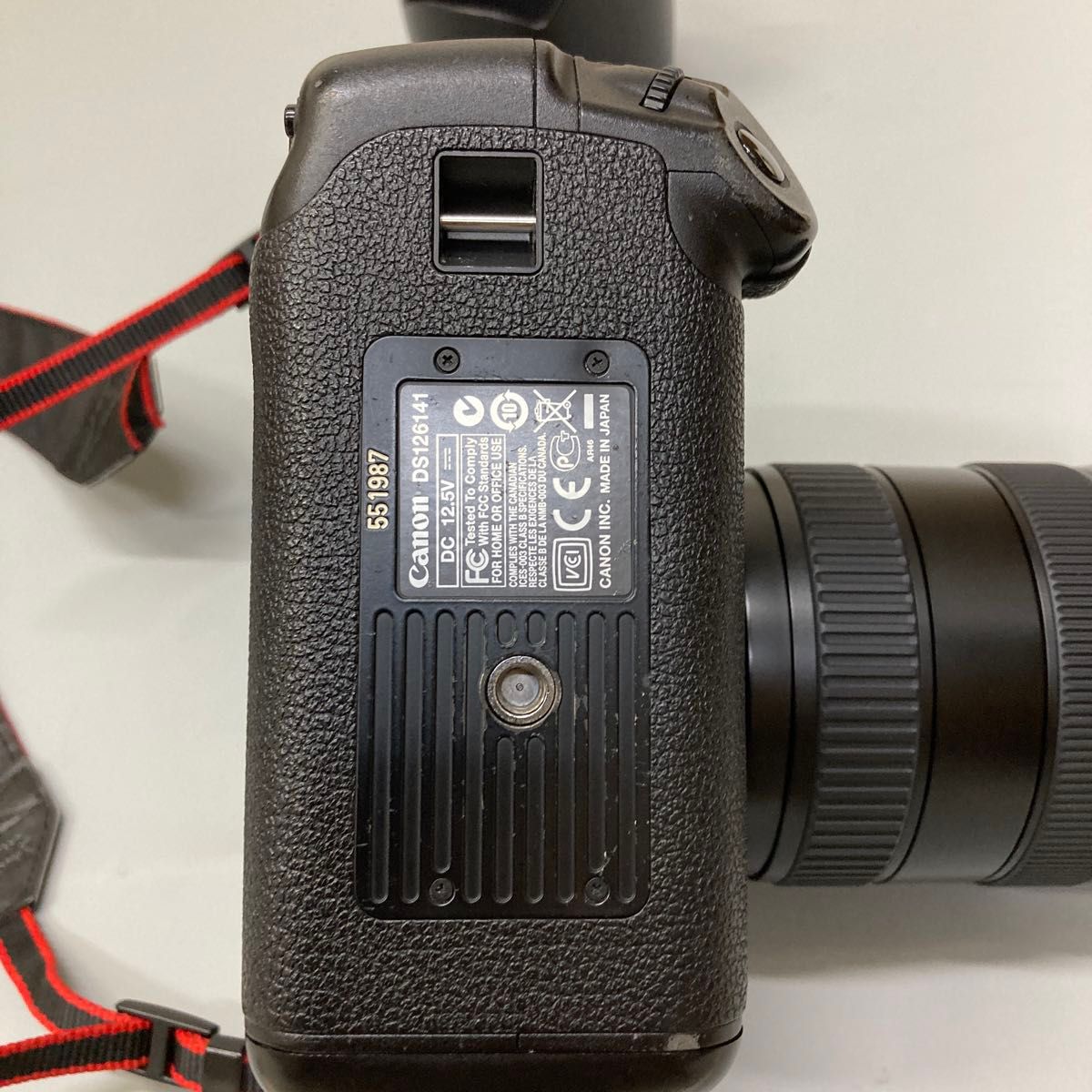 EOS-1D Mark III ボディレンズ付き F28の28から70mmズームレンズ､元