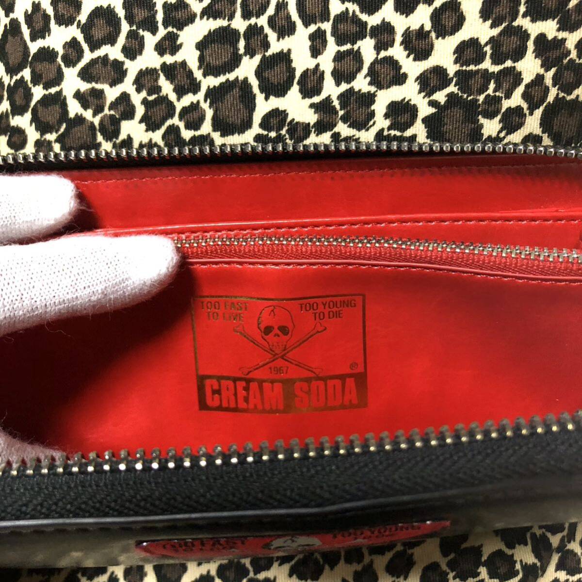 CREAM SODA ラウンドファスナー 財布 黒 クリームソーダ ピンク
