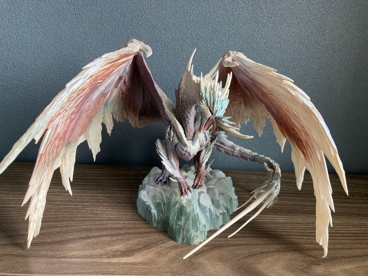 モンスターハンターワールド モンハン イヴェルカーナ フィギュア 一番