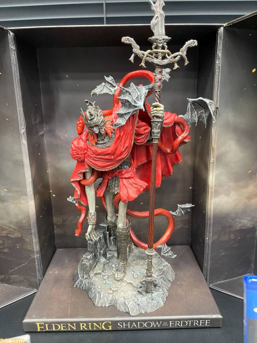 ELDEN RING SHADOW OF THE ERDTREE コレクターズエディション付属