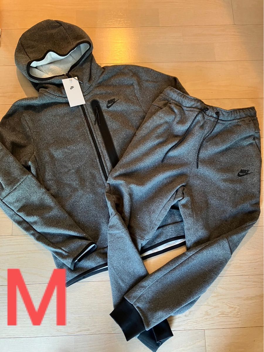 ナイキ テックフリース ウィンタライズドセットアップ M 新品