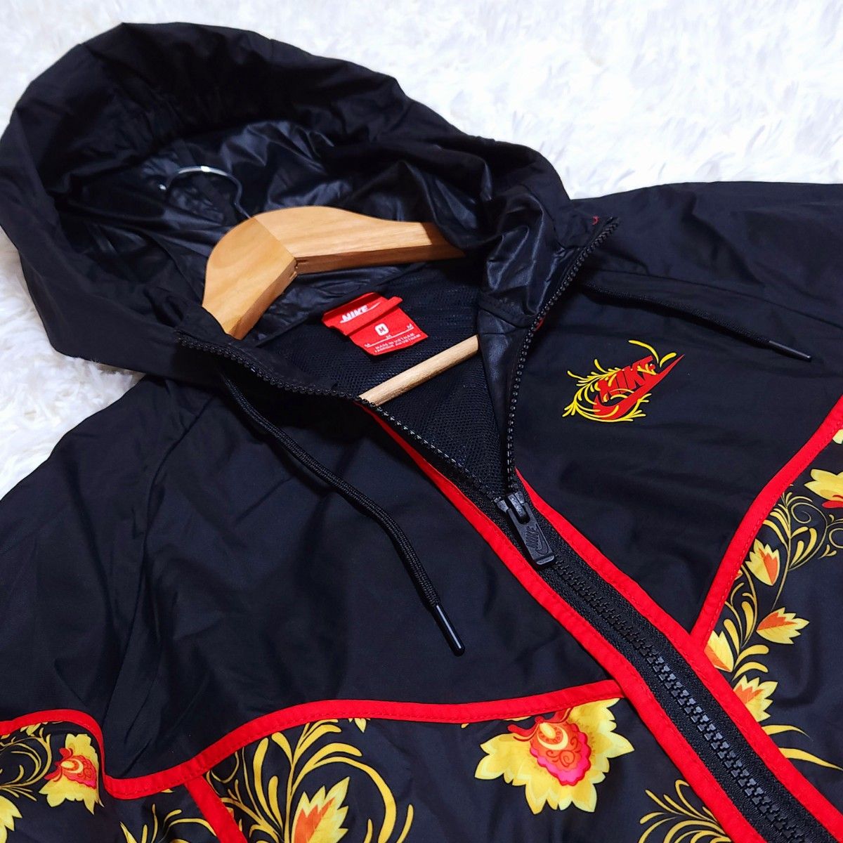 NIKE ウィンドランナー フローラル ジャケット 花柄 ナイキ パーカー